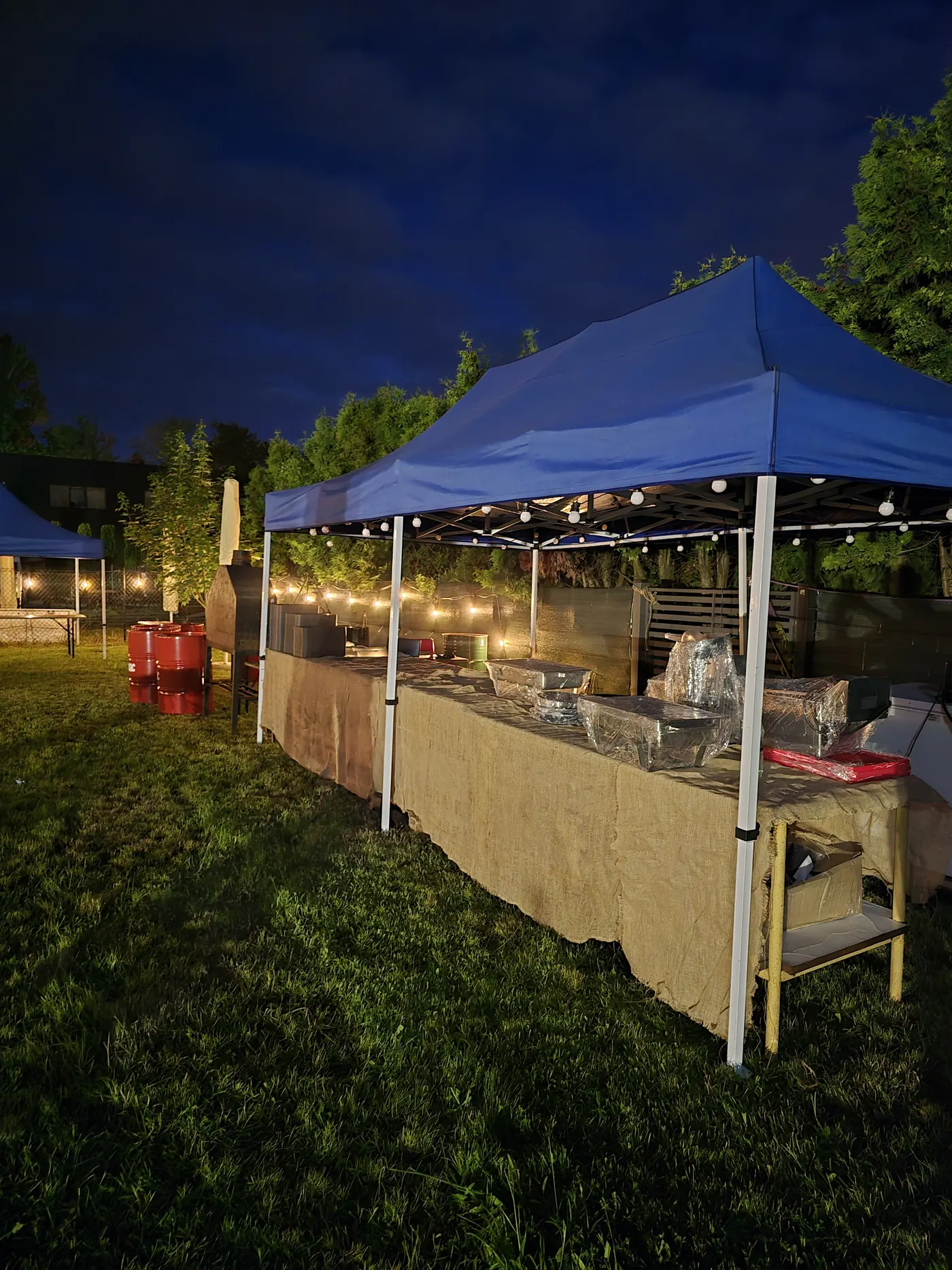 Wieczorna strefa gastronomiczna